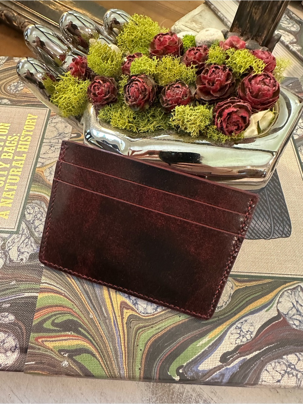 Save the planet. Scarp leather grabs - Picture 3 of 8